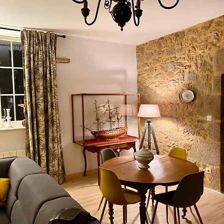 Le K-rouge Bed & Breakfast *