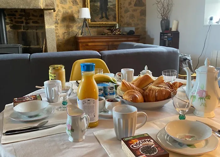 Le K-rouge לינה וארוחת בוקר 3*